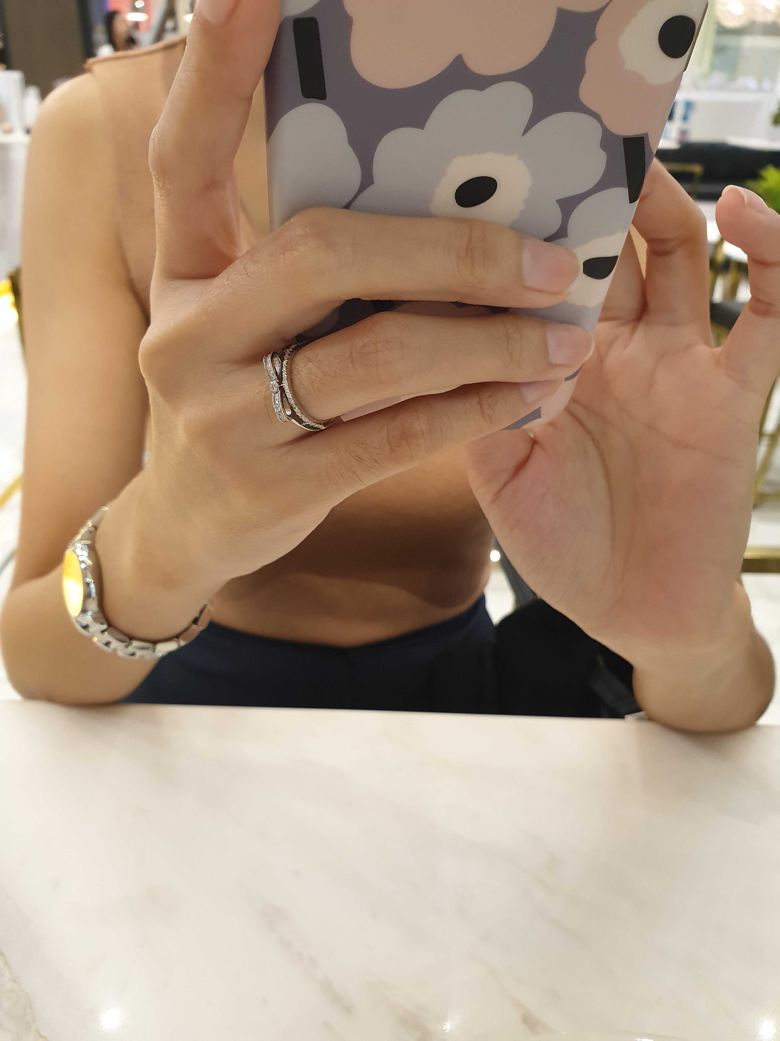 แหวนโบว์ฝังเพชร