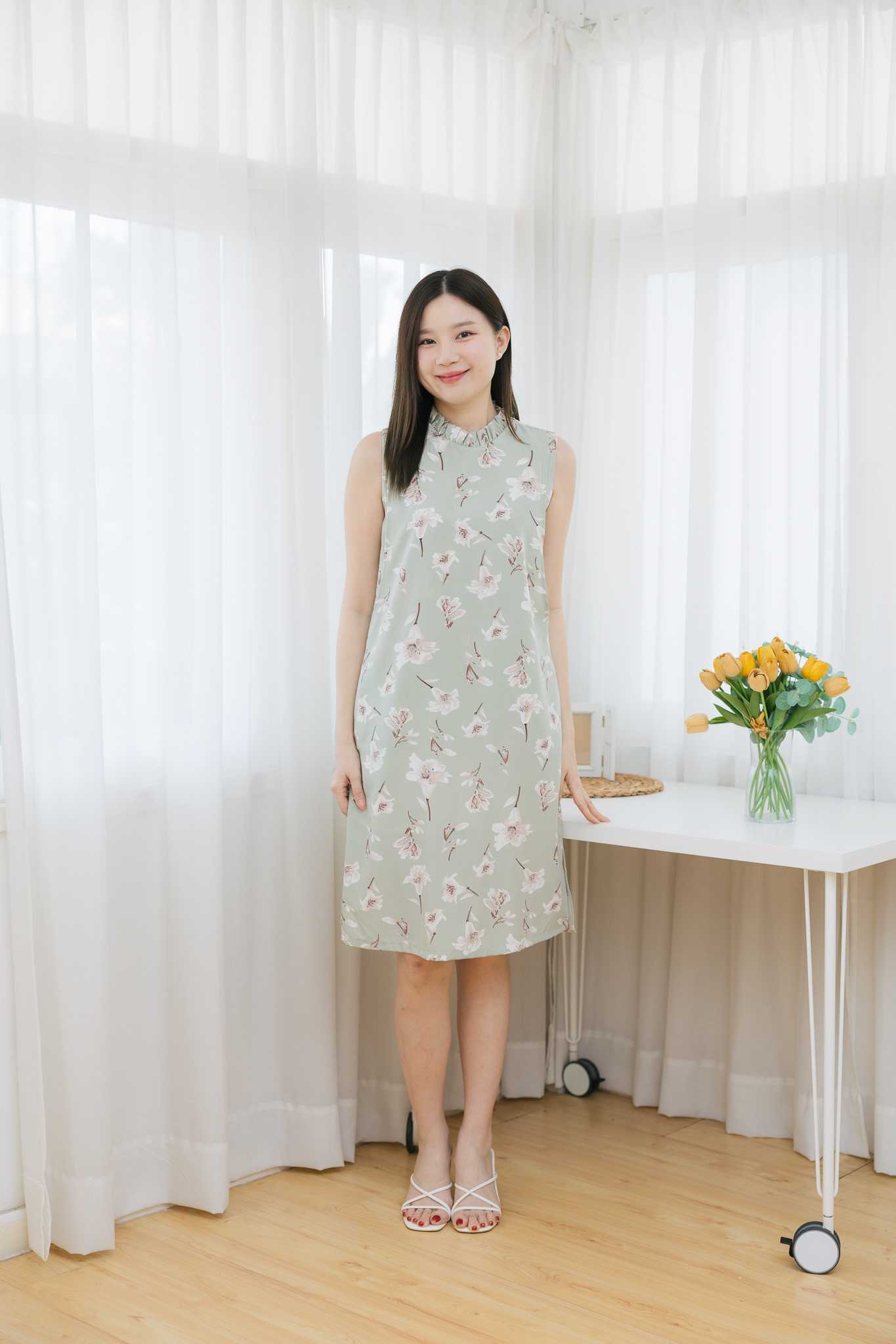 ชุดให้นม Green pistachio floral fur dress
