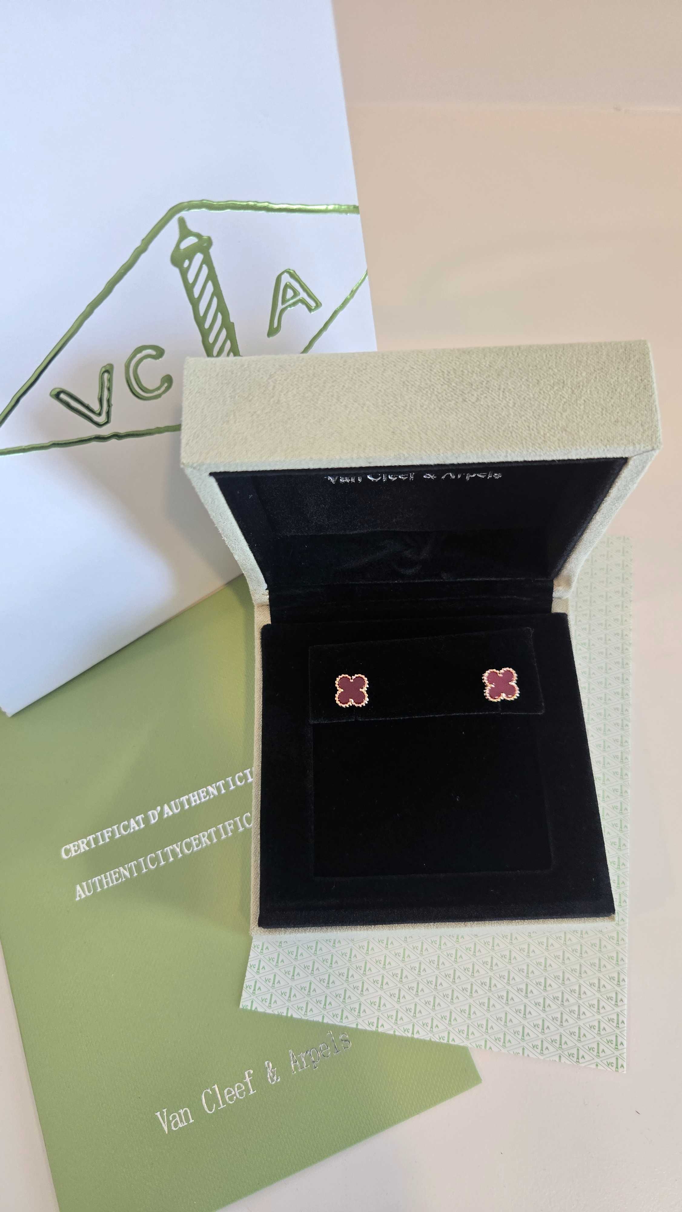 ต่างหู มินิ แดง-โรสโกล nobox