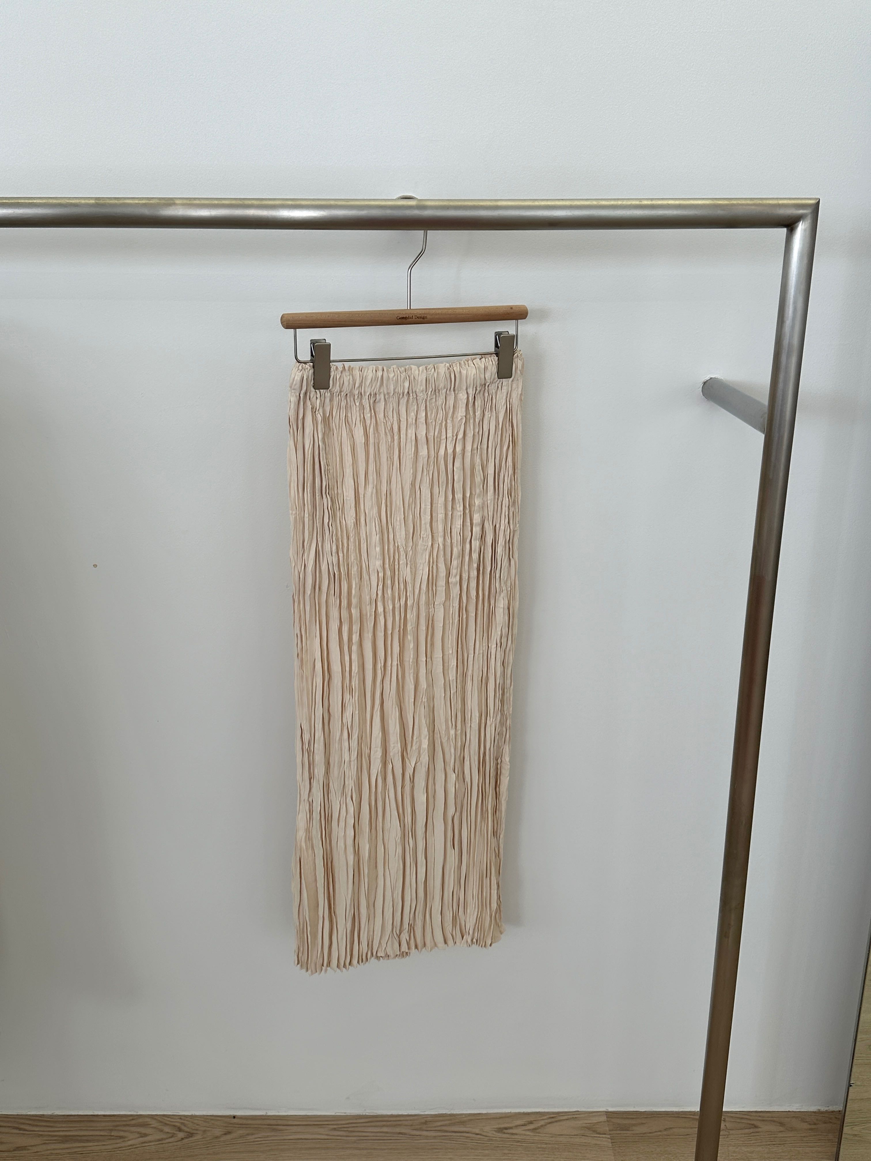 GDS30 Hand pleated skirt