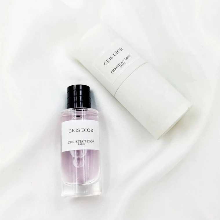 Christian Dior Gris Dior EDP 7.5 ml - แบบแต้ม