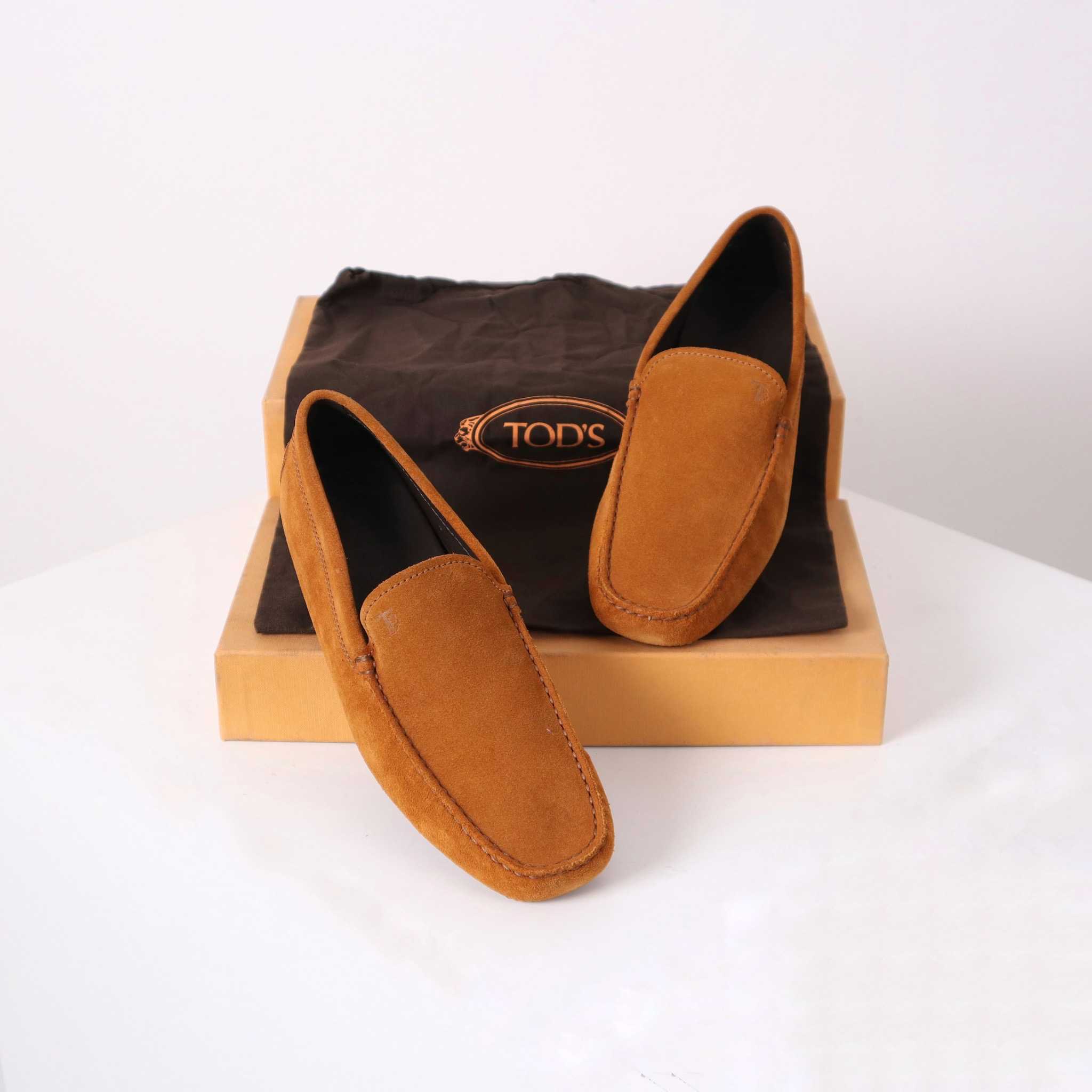 TOD'S 7 UK / 41 EU / 26.5 CM