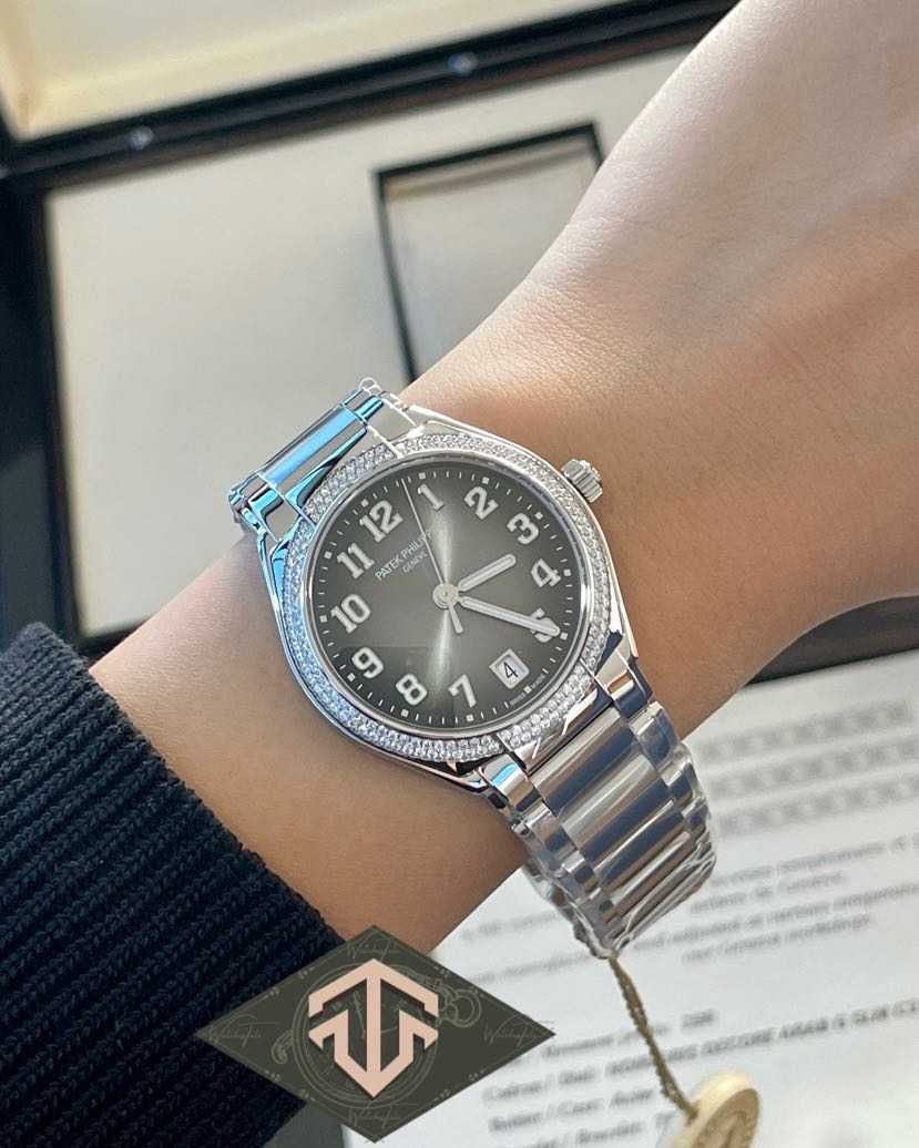 Patek Philippe Twenty~4 Grey Dial Ref.7300/1200A-011 Ladies PPF