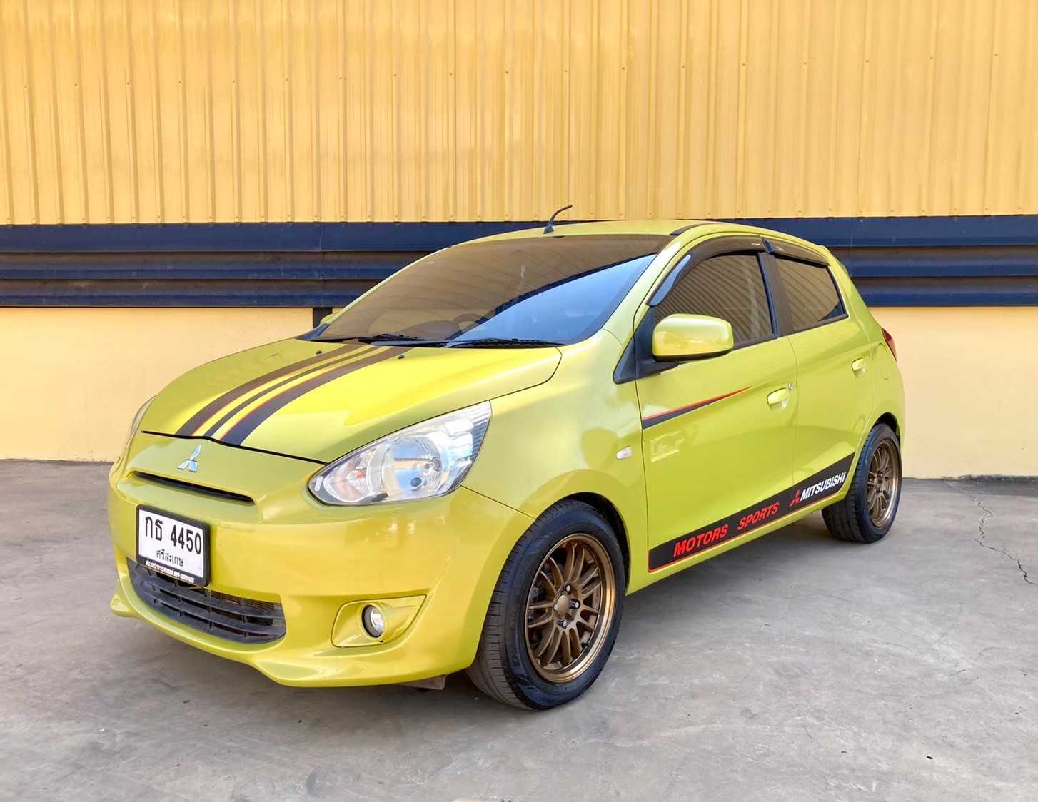 MITSUBISHI MIRAGE 1.2 GLS