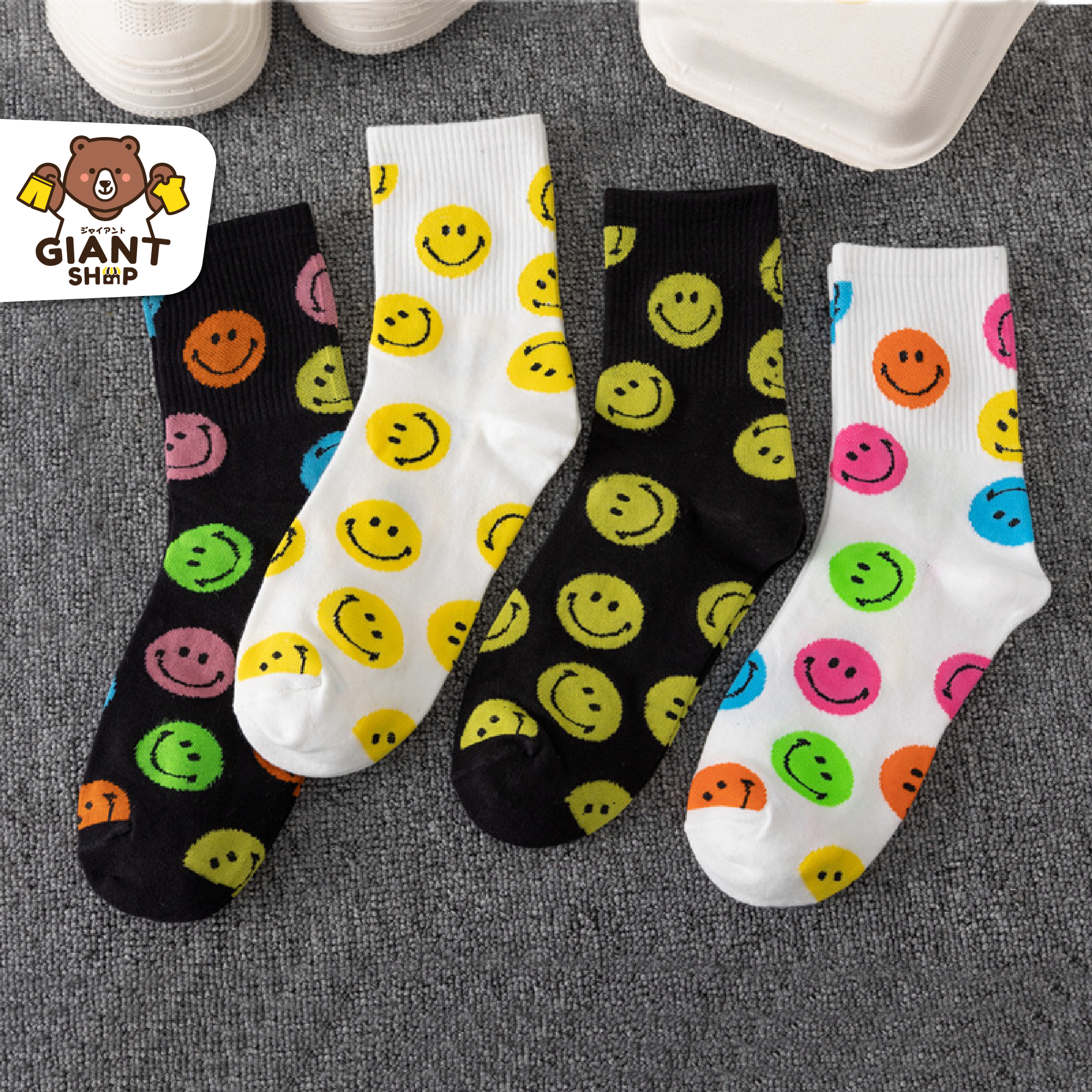 GIANTSHOP Socks ถุงเท้ายาวผู้หญิง ลายหน้ายิ้ม 4 สไตล์ (N-1427)