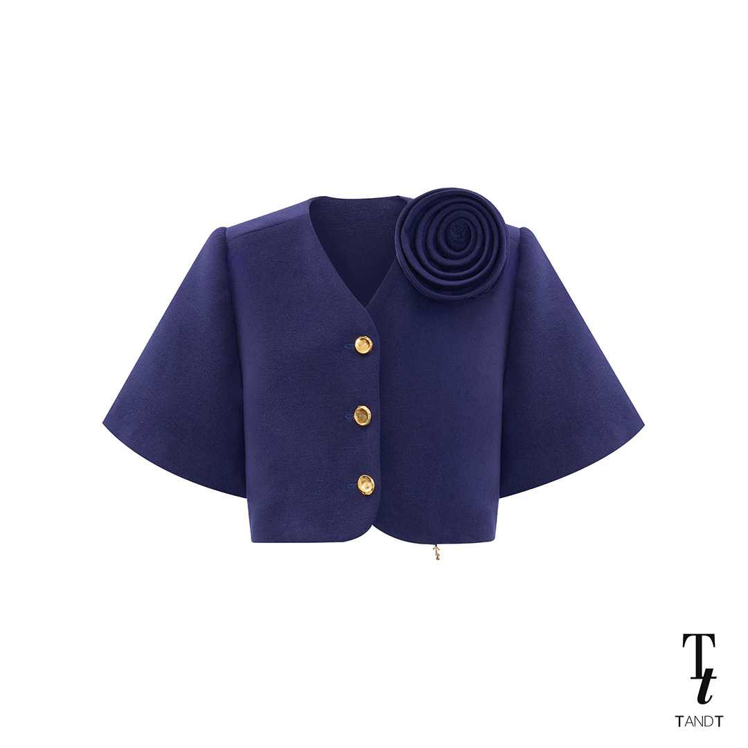 TandT - MARIBEL TOP - ROSE HAND-CRAFTED PIN WOOL CROP TOP