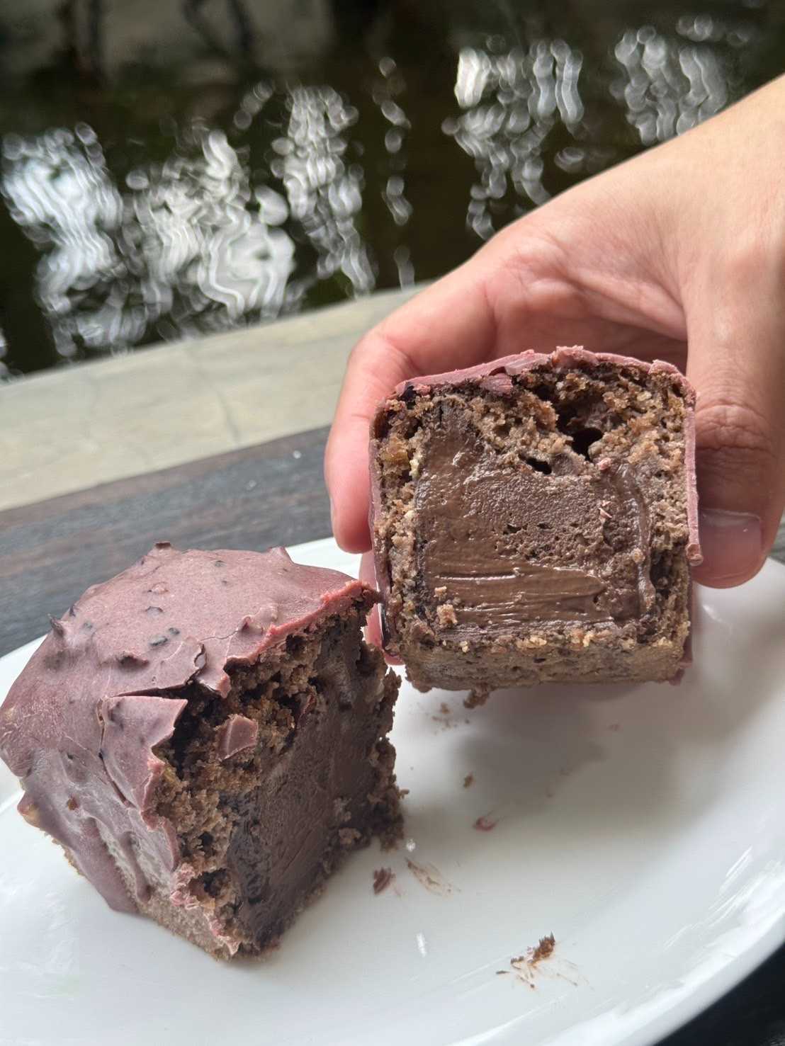 PekoPeko - Lucky in Loaf Chocolate Moose