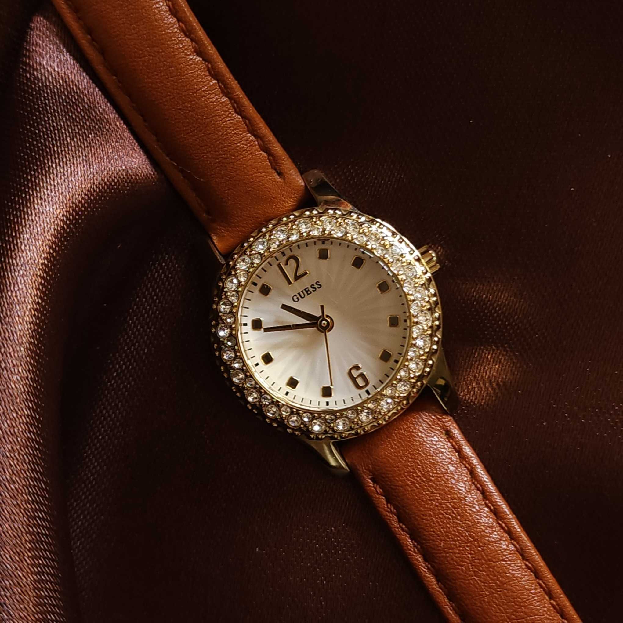 Vintage 2000s Guess Watch