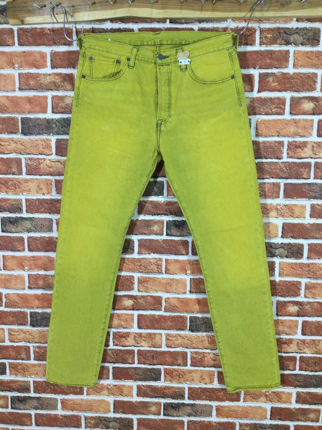 รหัส7842 Levi's501ct (สีเหลืองย้อมนอก) (ตรงป้าย) Made in Maxico เลขกระดุม4090 วัดจริง เอว33