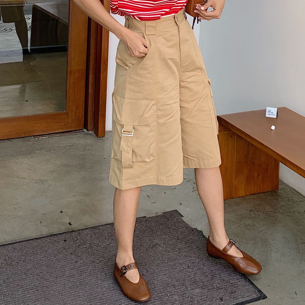 Cargo bermuda shorts