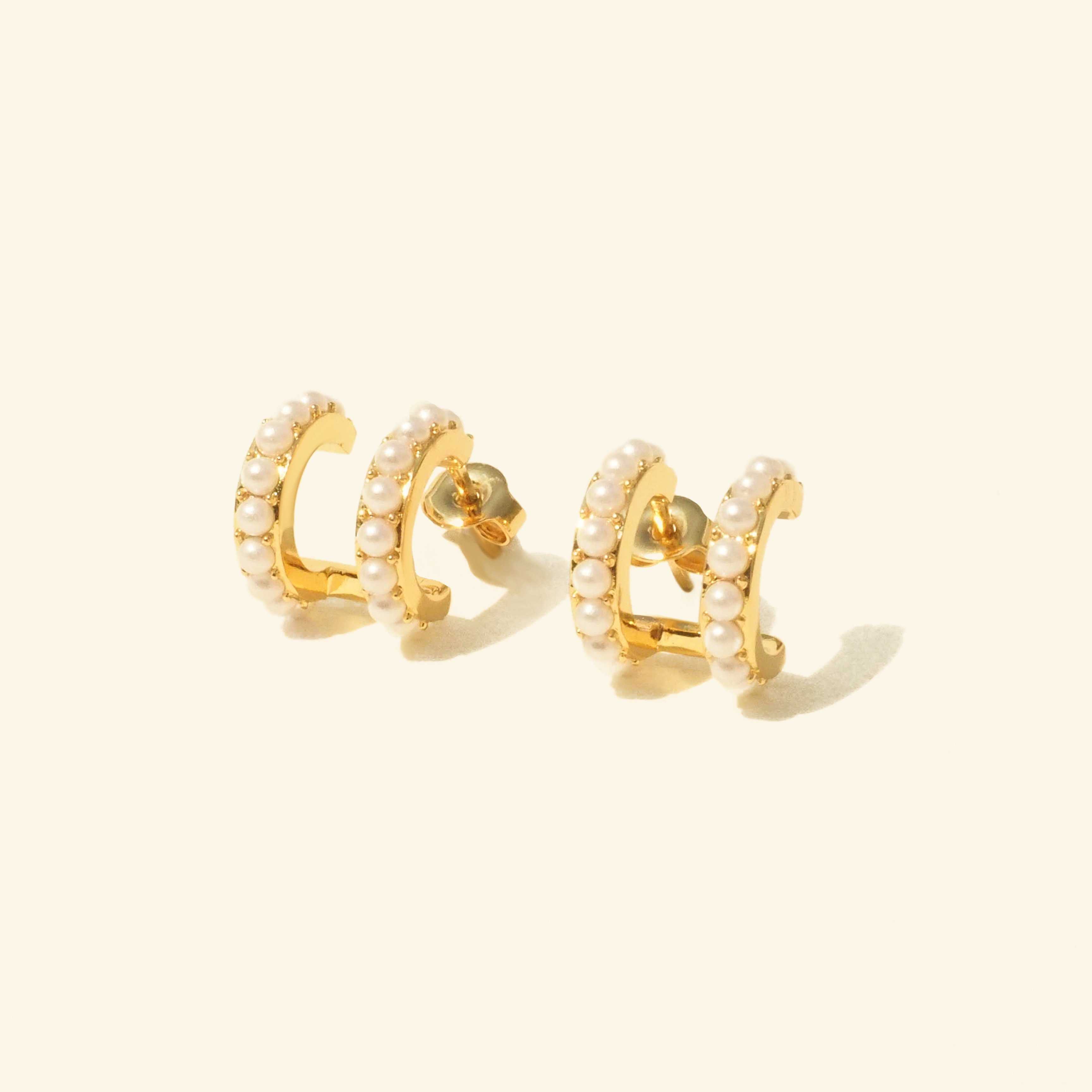 ต่างหูมุกดับเบิ้ลบาร์ (Pearls Double Bar Earrings)