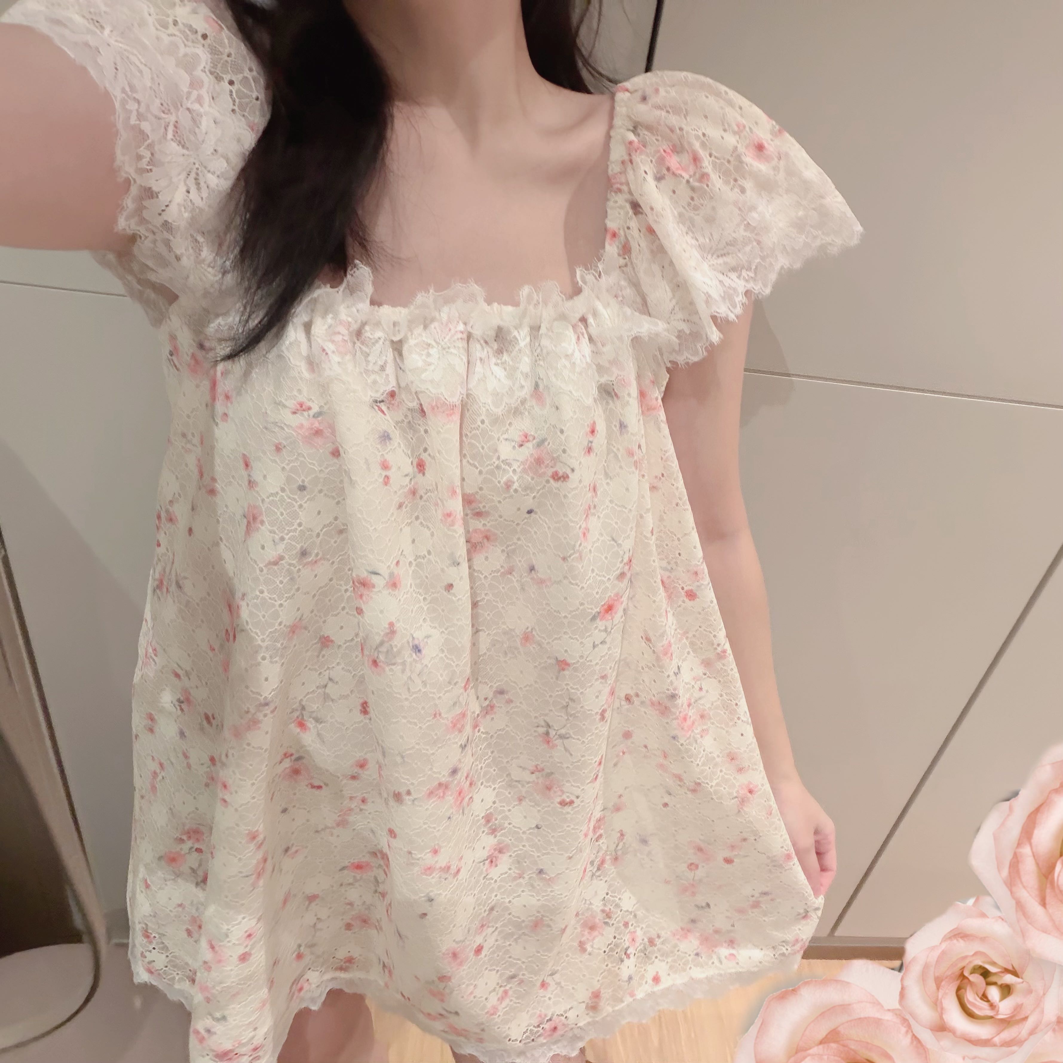 Liz lace dress