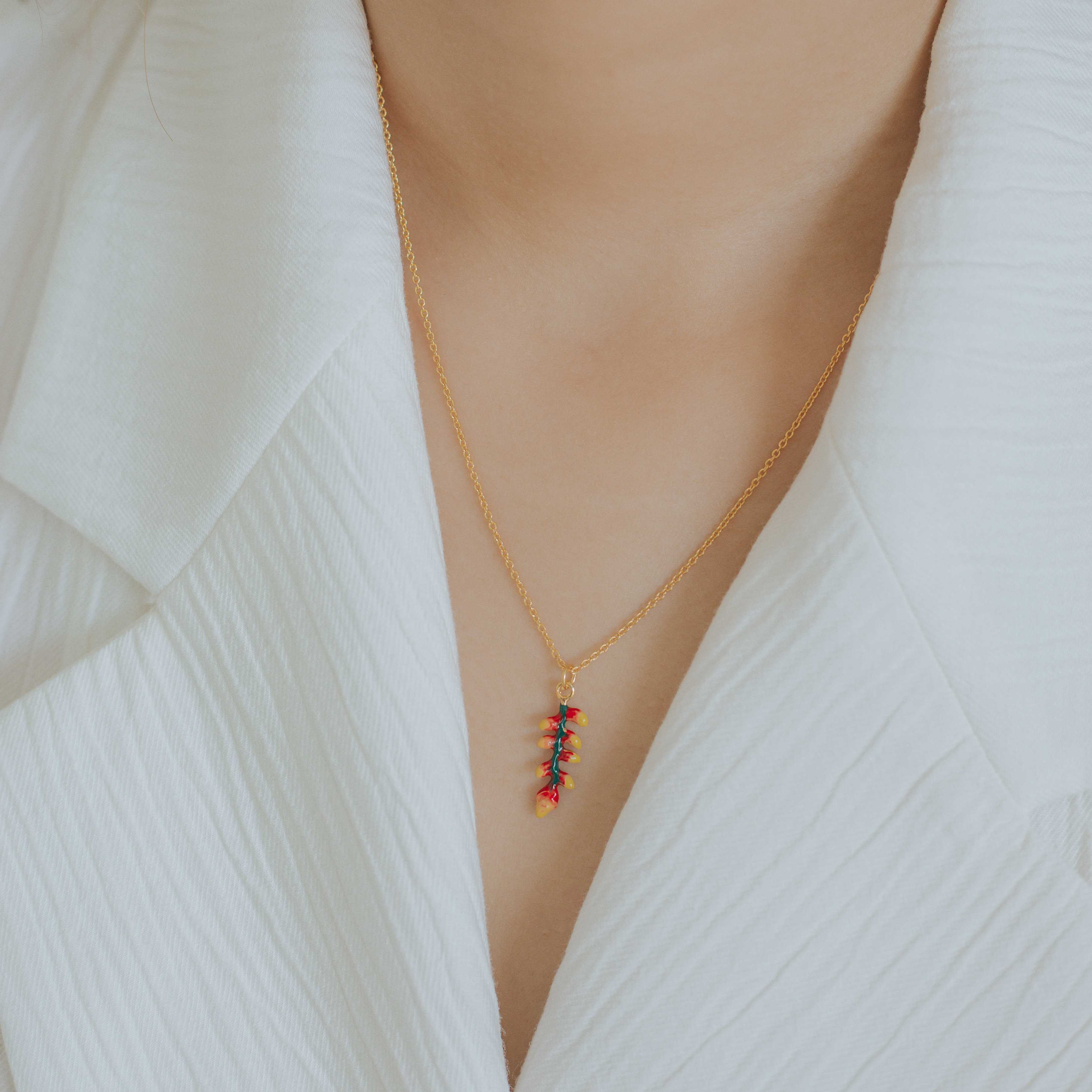 Necklace /สร้อยคอจี้รูปปักษาสวรรค์