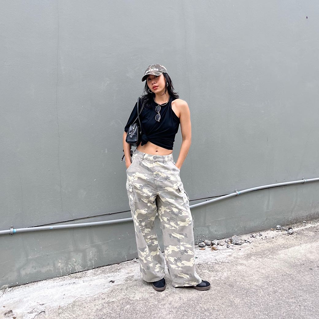 Camouflage cargo denim