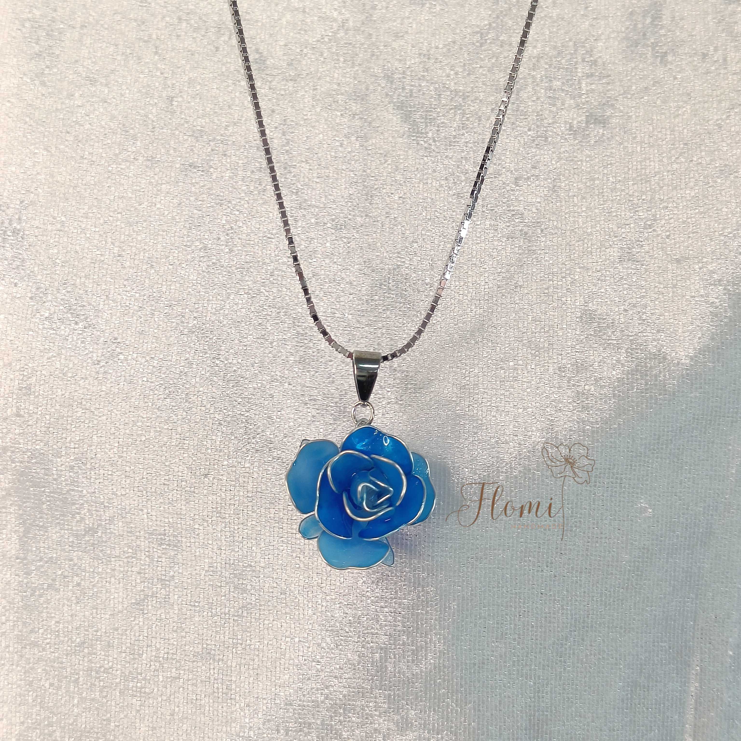 Rose Necklace