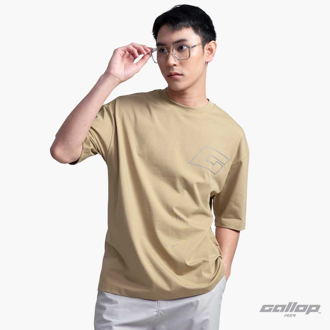 GALLOP : เสื้อยืด Eco-Friendly Oversized TEE (รักษ์โลก) รุ่น GT9156 สีกากี / ราคาปกติ 1590.-
