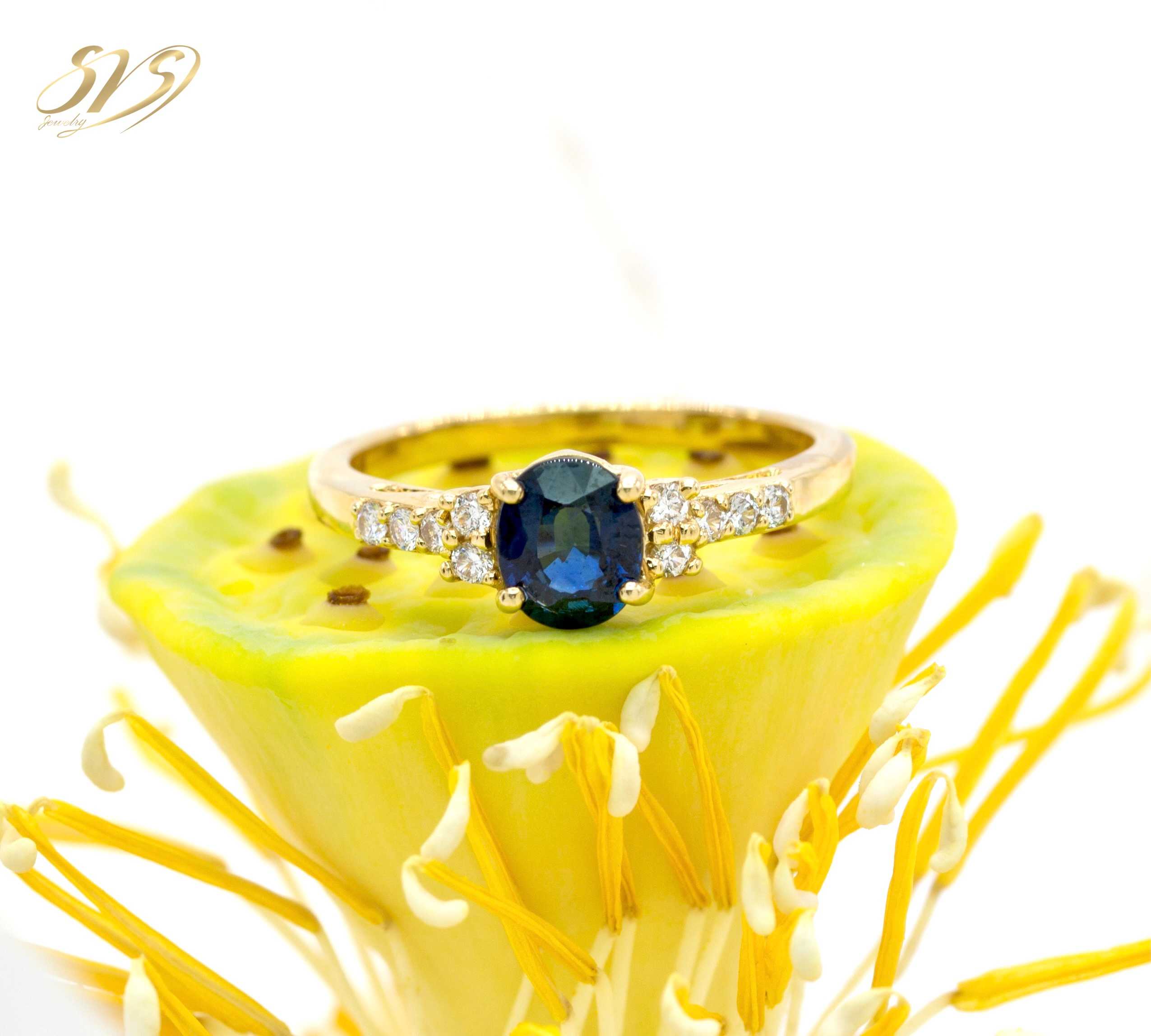 New High Quality Gold Jewelry With Blue Sapphire Gemstone and Diamond Ring