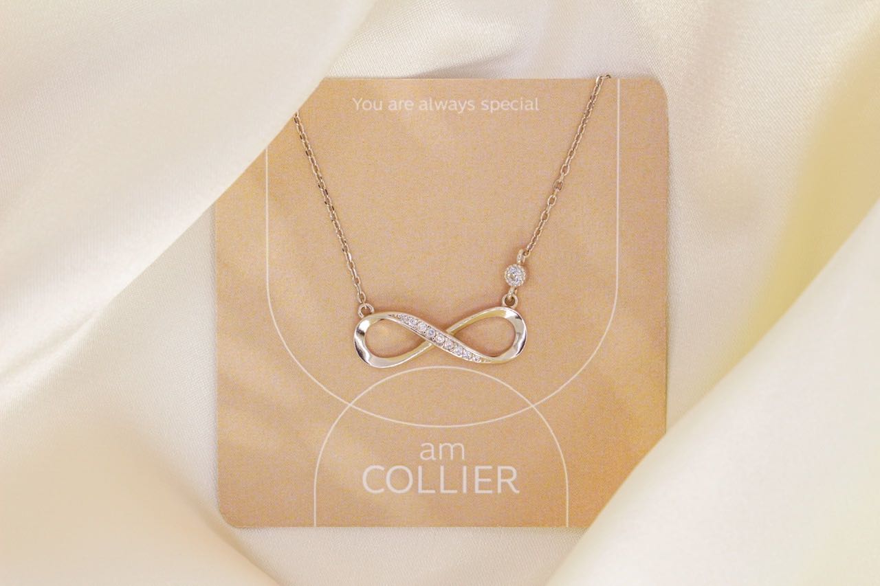 สร้อยคอ Infinity love