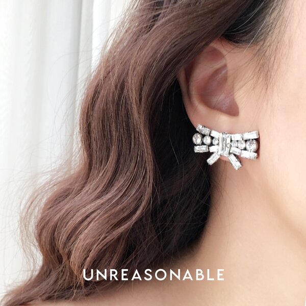 ต่างหูโบว์ Crystal ต่างหูคลิป ต่างหูก้านเงินแท้ น้ำหนักเบา สวยใส่สบาย UA0709-01 Unreasonable Acce...