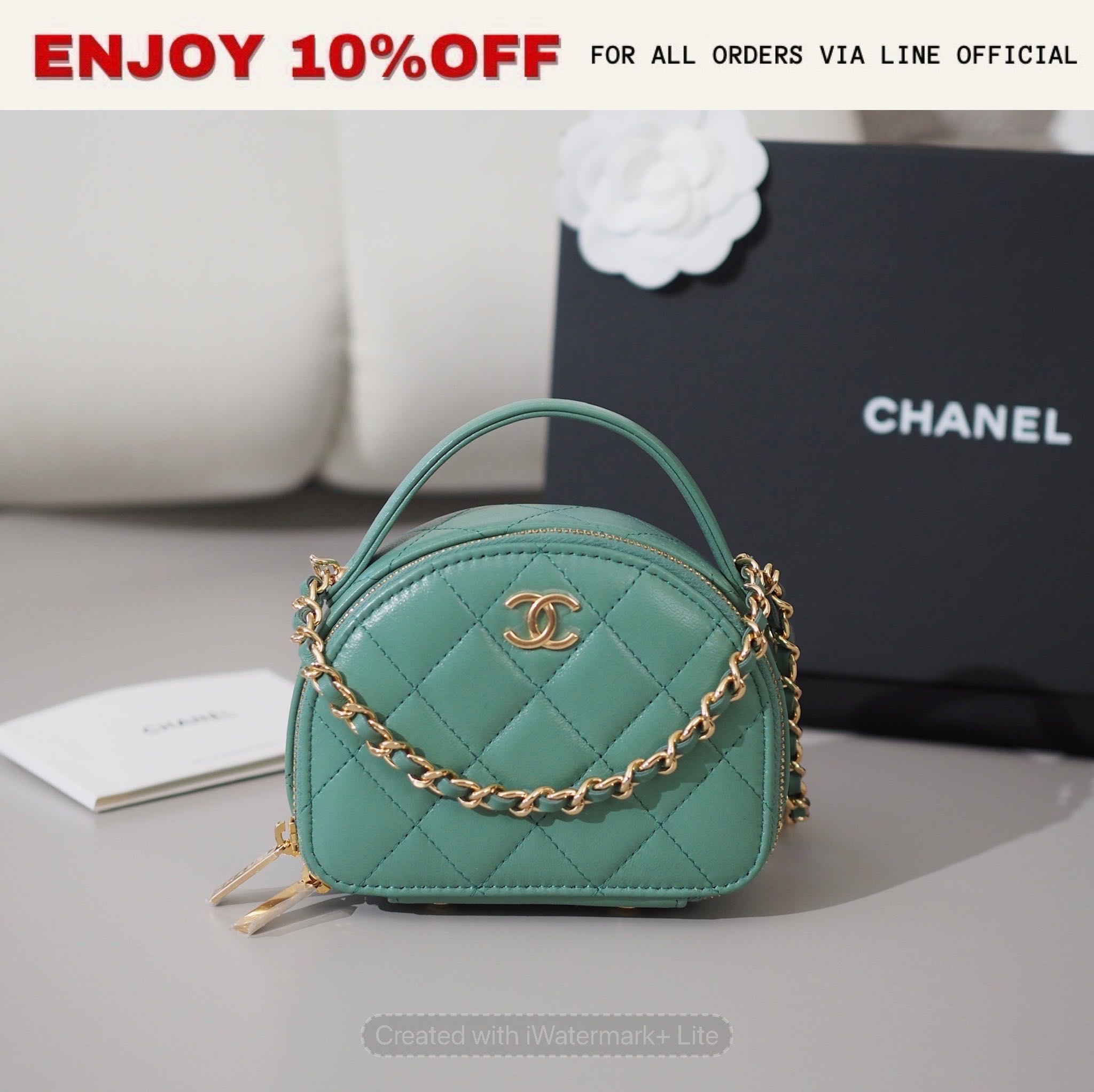 📍LIKE NEW📍CHANEL Vanity With Chain สี Green GHW Microchip | Bag
