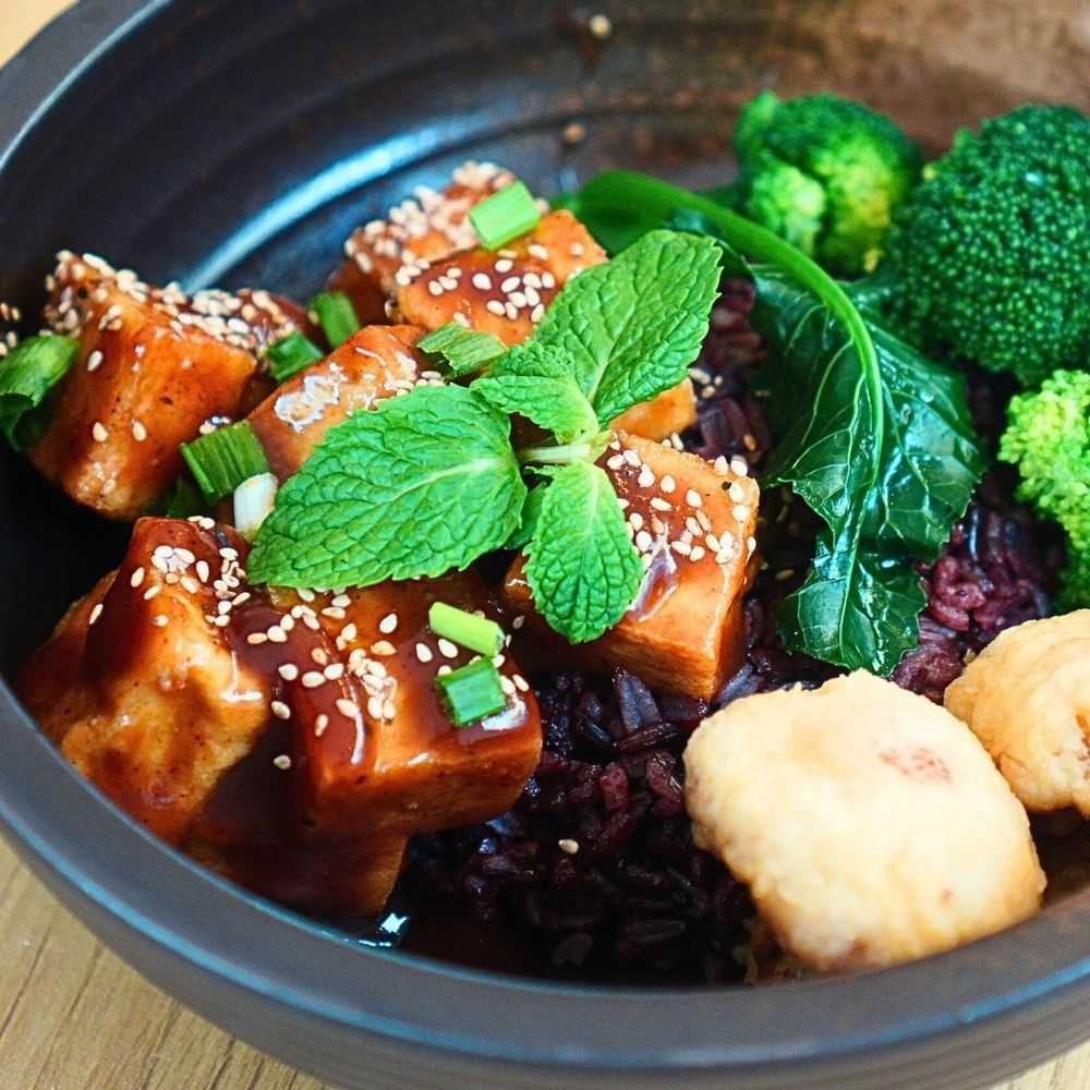 Teriyaki Tofu Bowl ข้าวเต้าหู้เทริยากิ