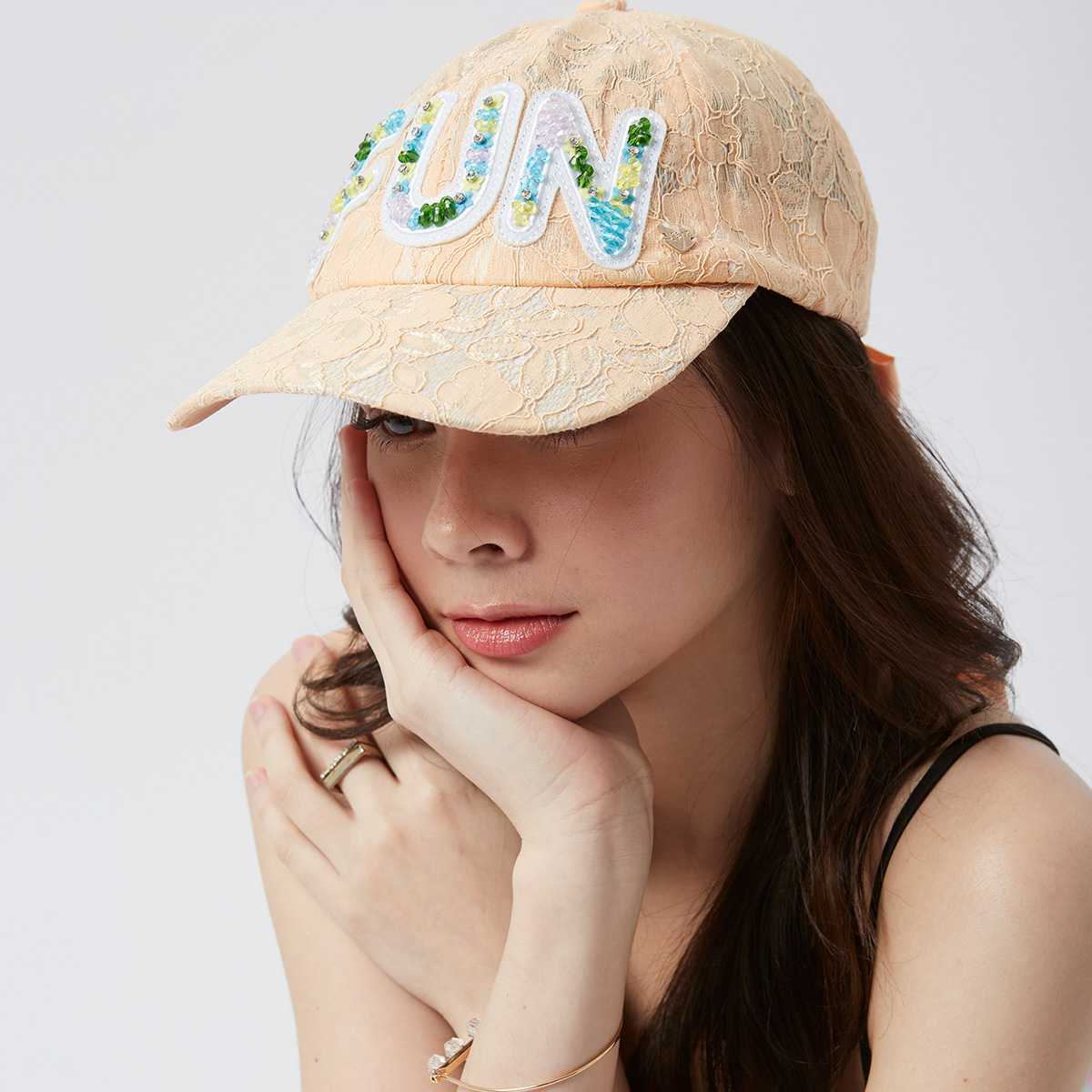 หมวกแก๊ปผ้าลูกไม้แต่งเลื่อม | Lace Baseball Cap with Sequin Detail | 05043