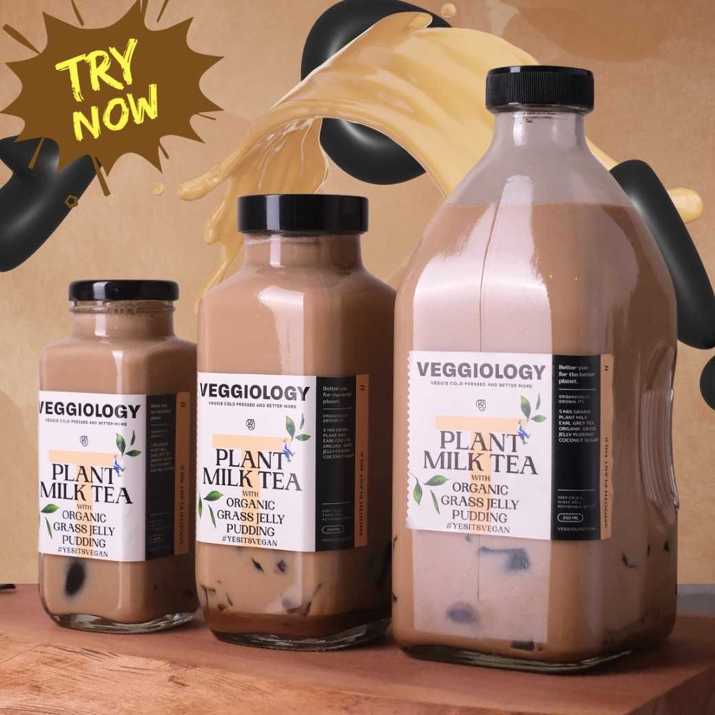 Plant Milk Tea with Organic Grass Jelly Pudding