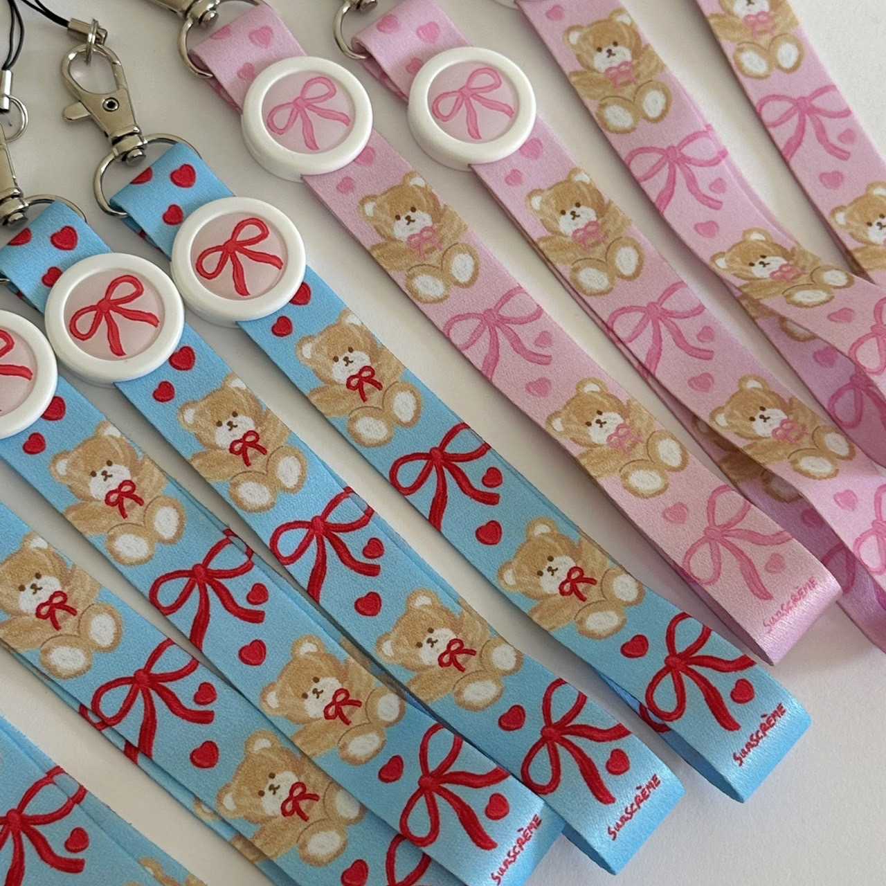 RIBBON AND BEAR STRAP (สายคล้องกล้อง/มือถือ/กระเป๋า)