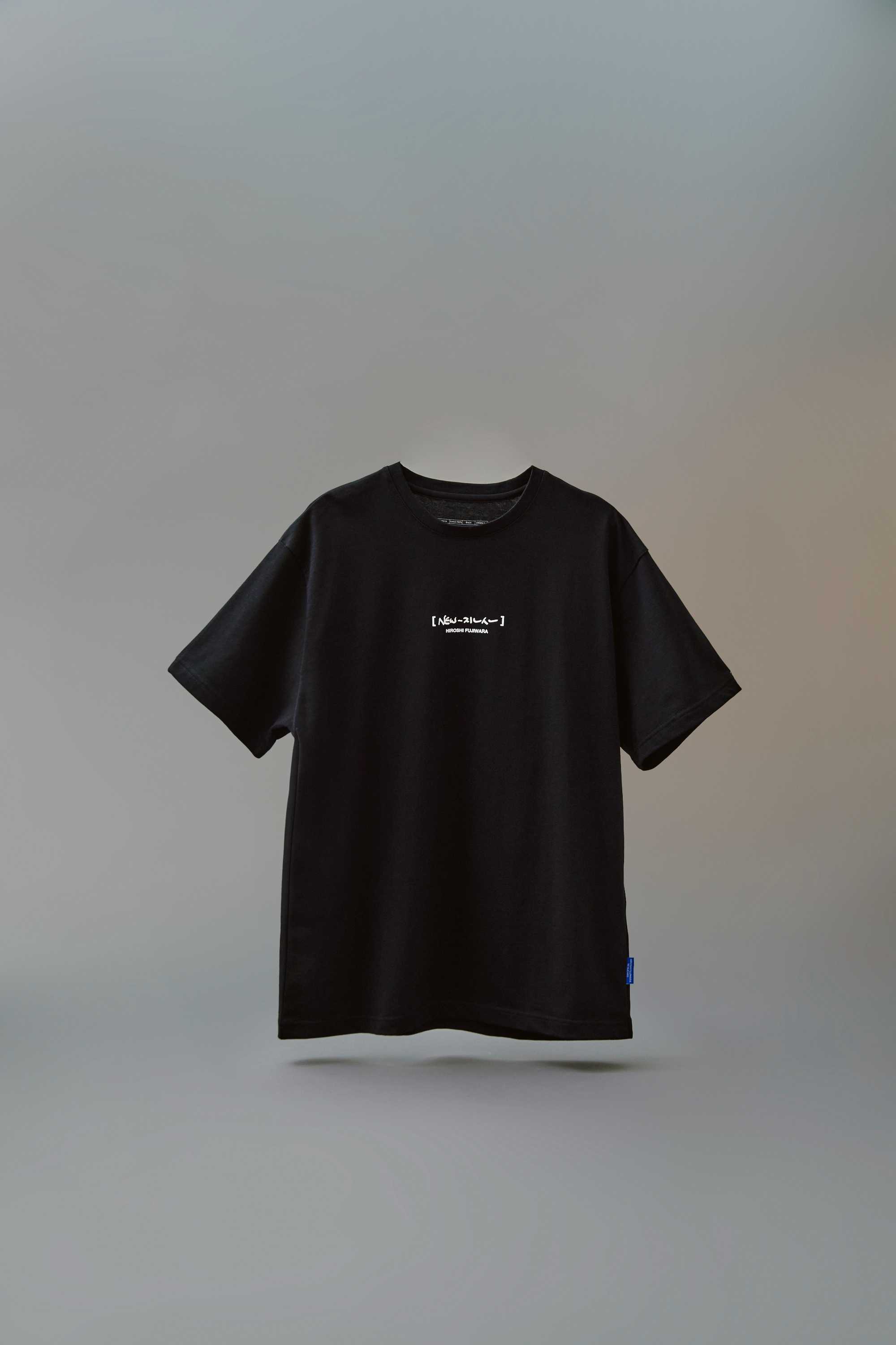NewJeans x Hiroshi Fujiwara COLLER T-SHIRTS VER.1 (BLACK)