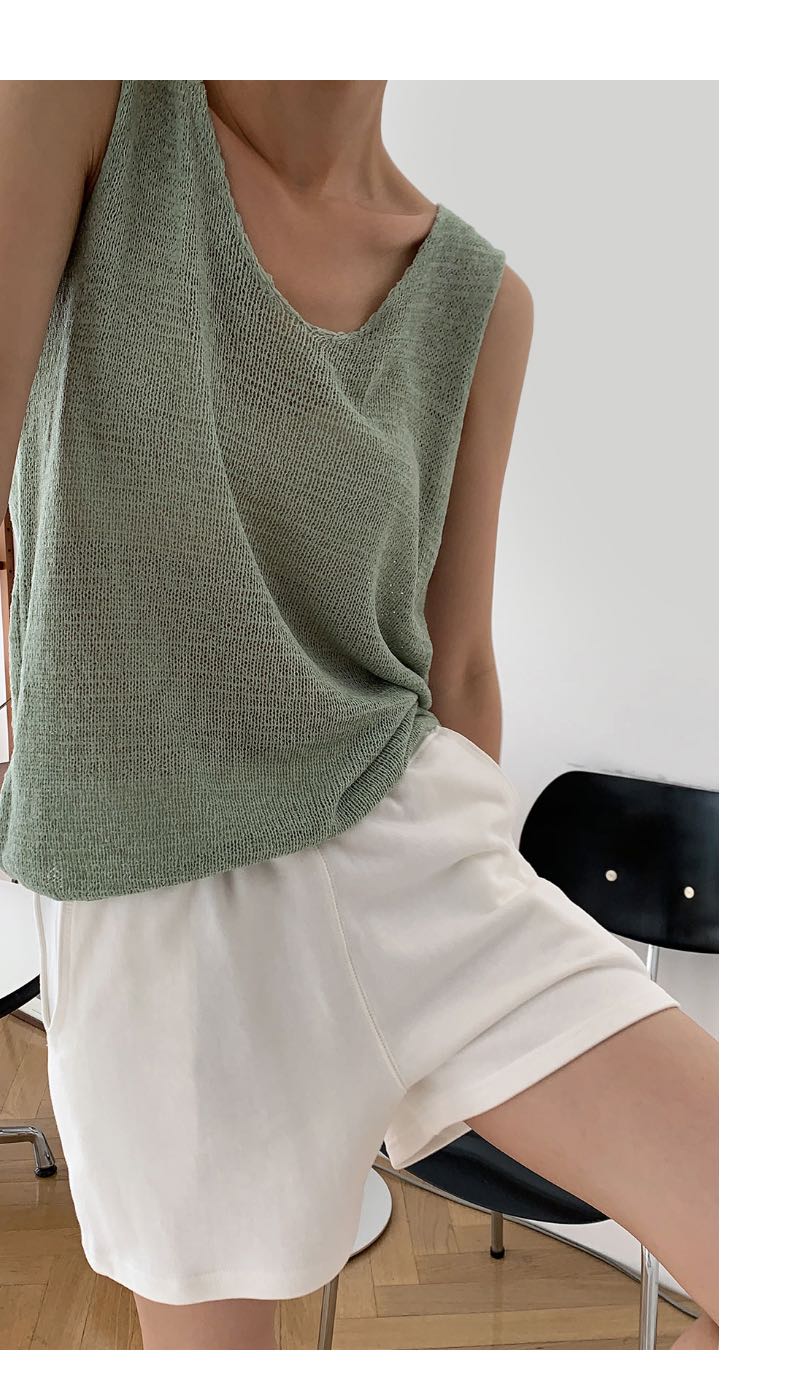 (พร้อมส่ง) rich sleeveless