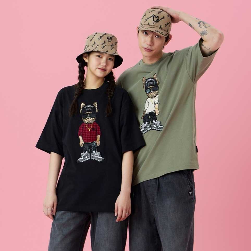 LIFEWORK Snapback Hipdog Applique T-Shirt  เสื้อยืดโอเวอร์ไซส์ สีขาว สีดำ สีกากี
