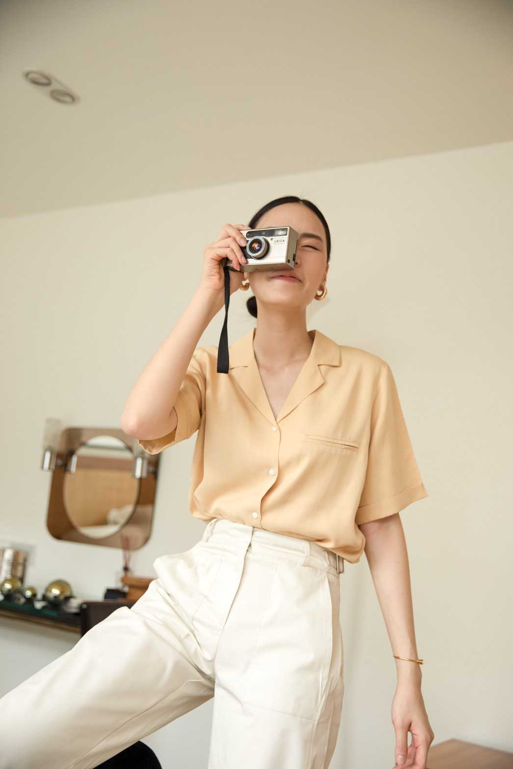 Aliotte - Cynthia Short Sleeve V-neck Shirt