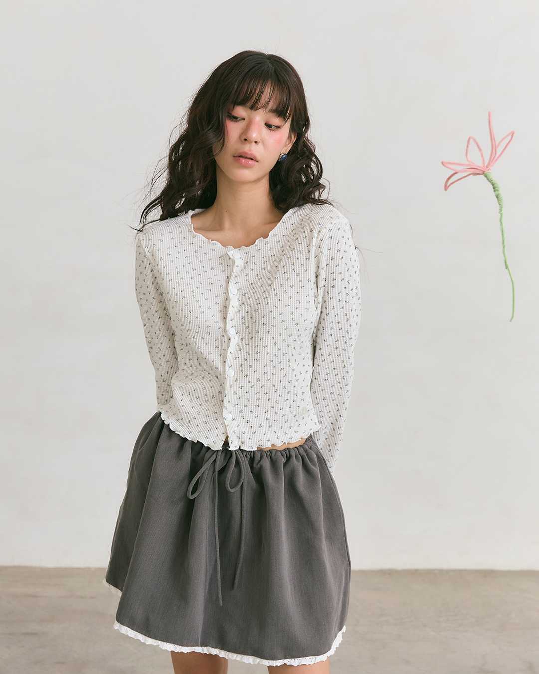 (Sweet Glimpse) BACON TOP - floral edition