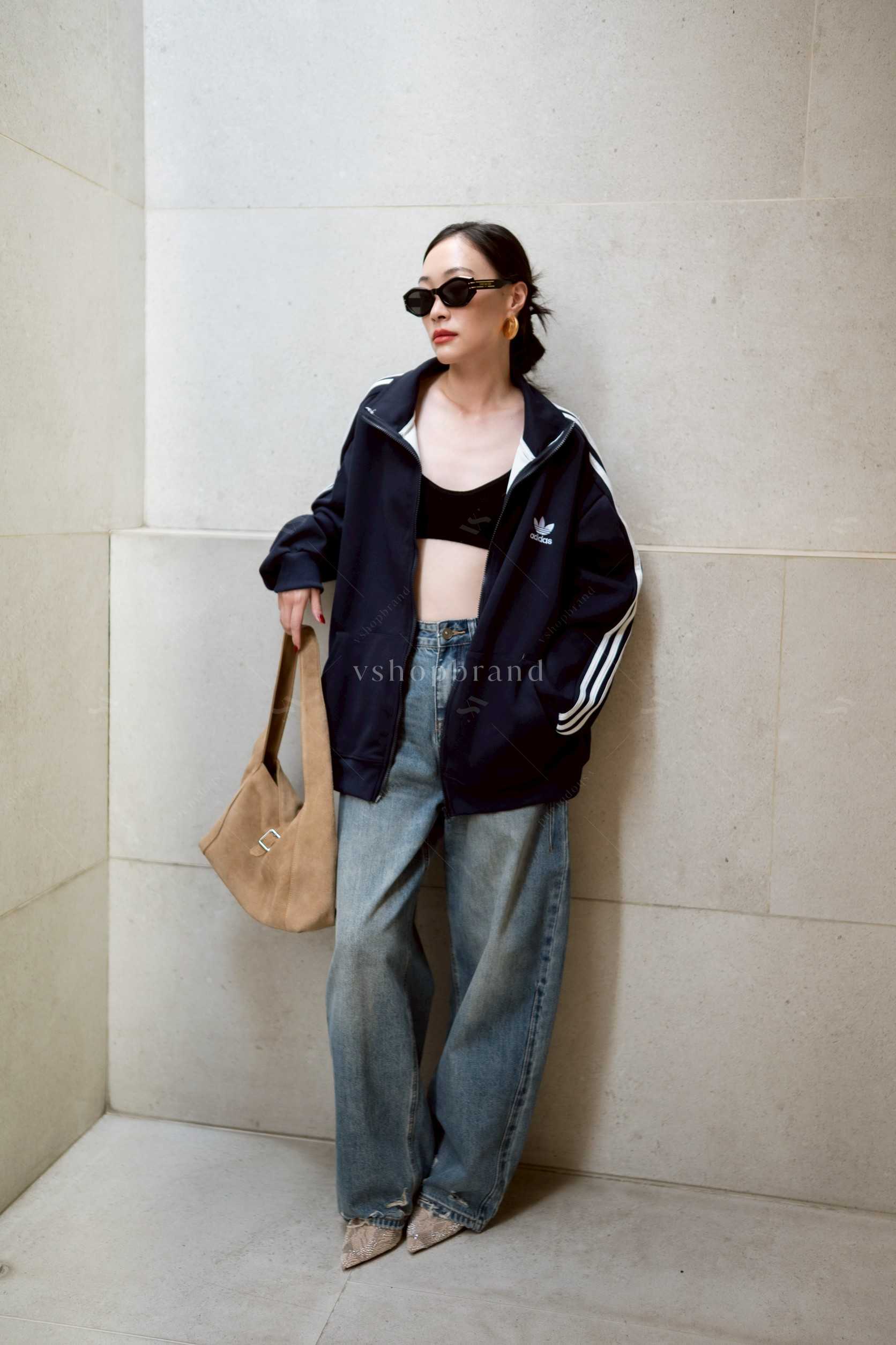 เสื้อคลุมวอร์มแถบไหล่ Adi . d a s