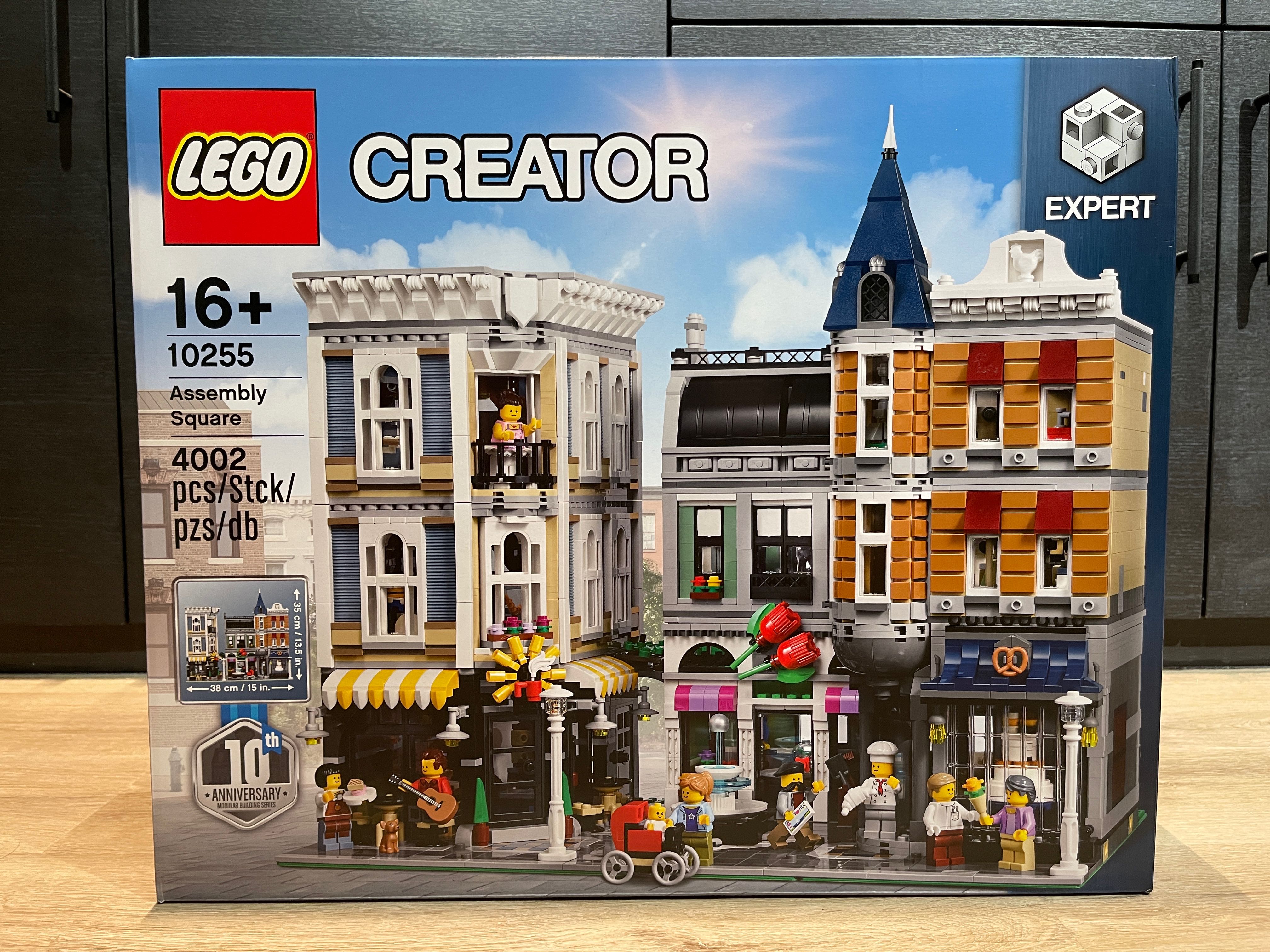 LEGO 10255 Assembly Square 