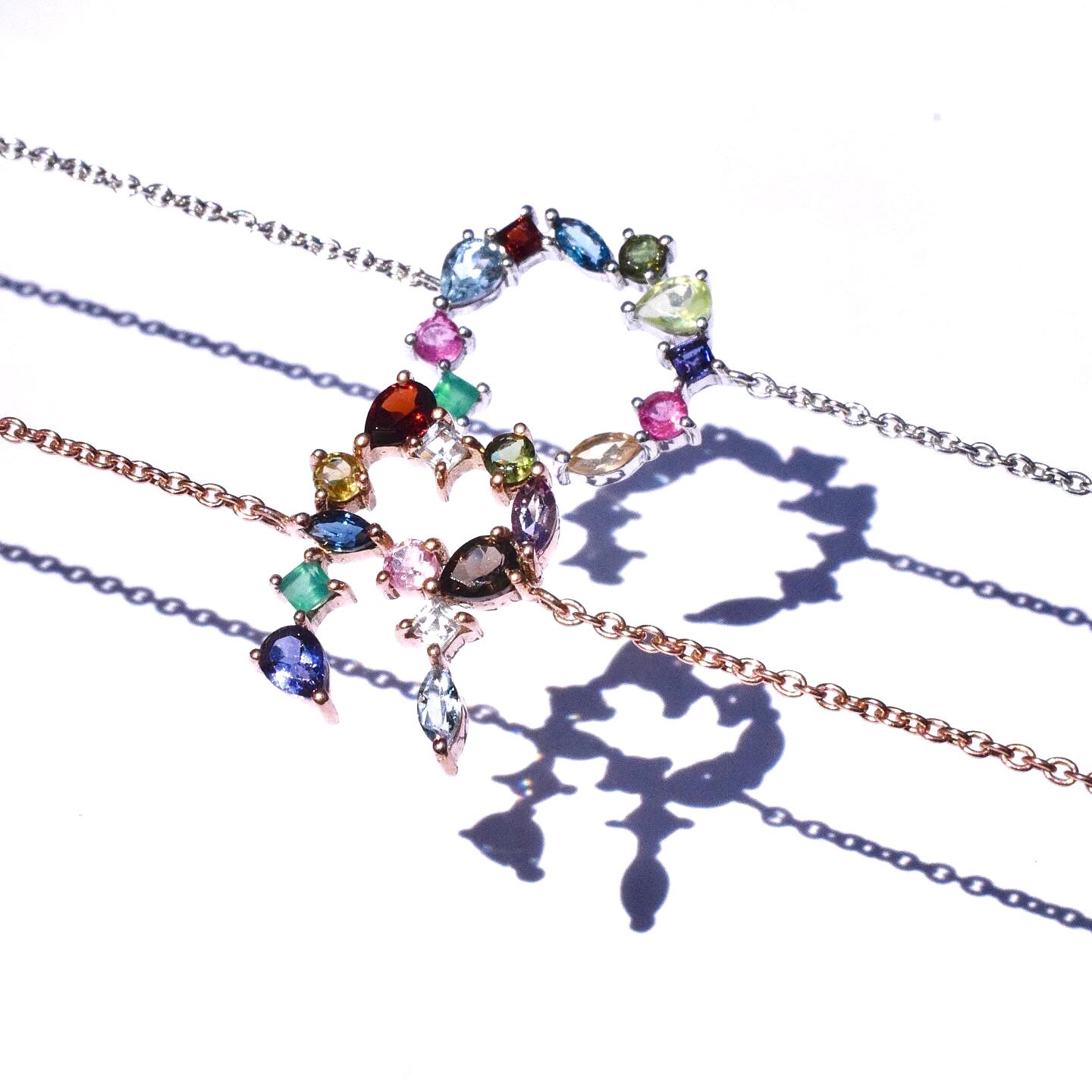 สร้อยข้อมือพลอย #minimname #minimalphabet #minimsilver