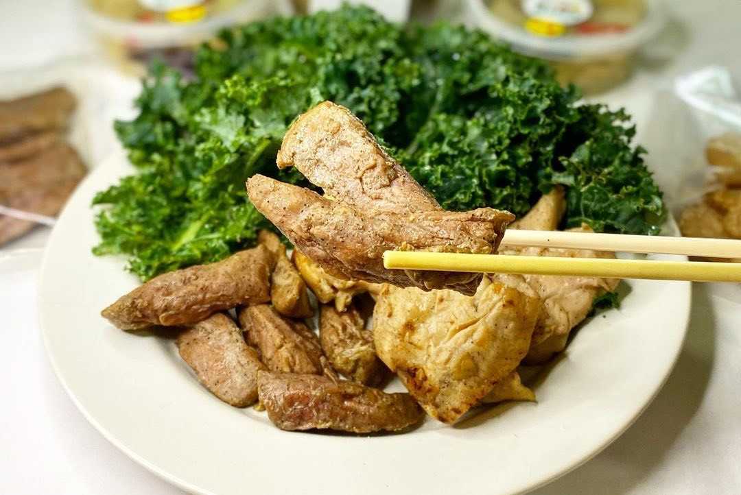 Bajangmasai - หมูเล่นเกลือ