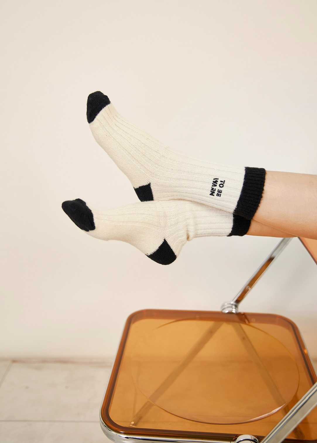 TOBEWARM SOCKS ถุงเท้ากันหนาวทอผสมผ้าWool