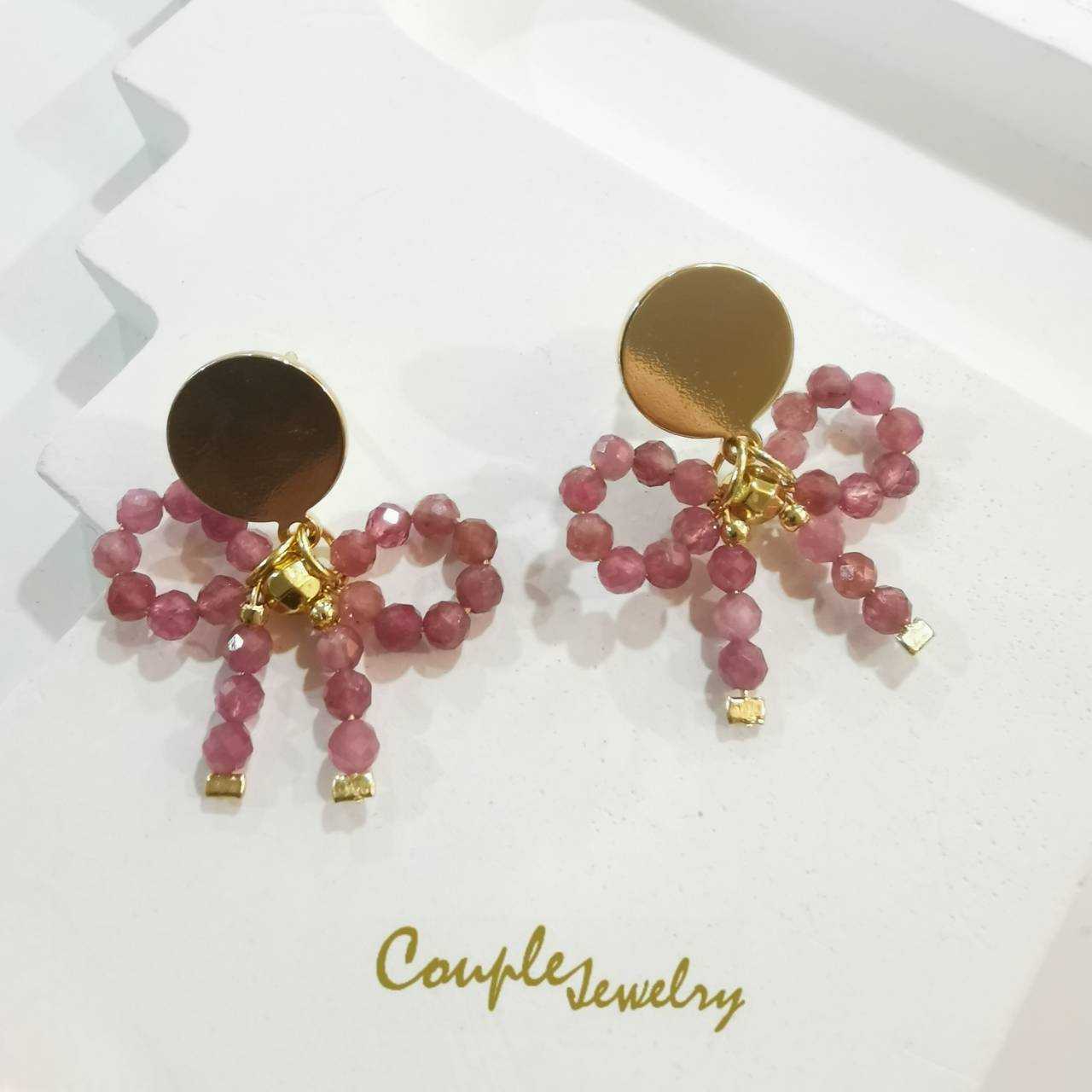 Couple jewelry ต่างหูแบบแป้น หินพิ้งค์ ทัวมาลีน รูปโบว์