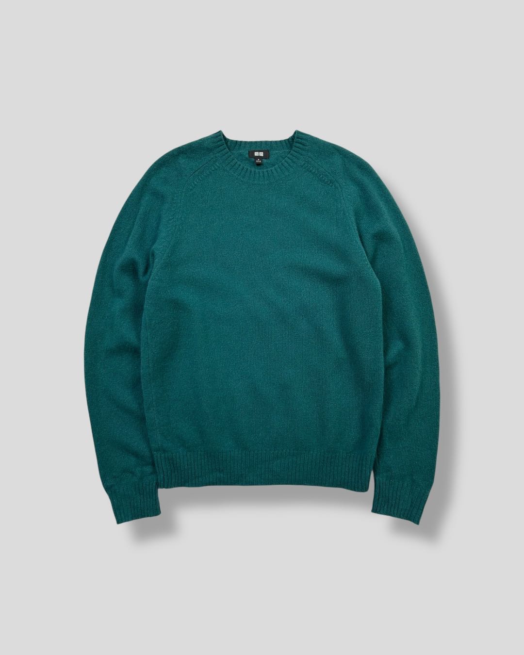 UNIQLO PREMIUM LAMBS WOOL SWEAT  
