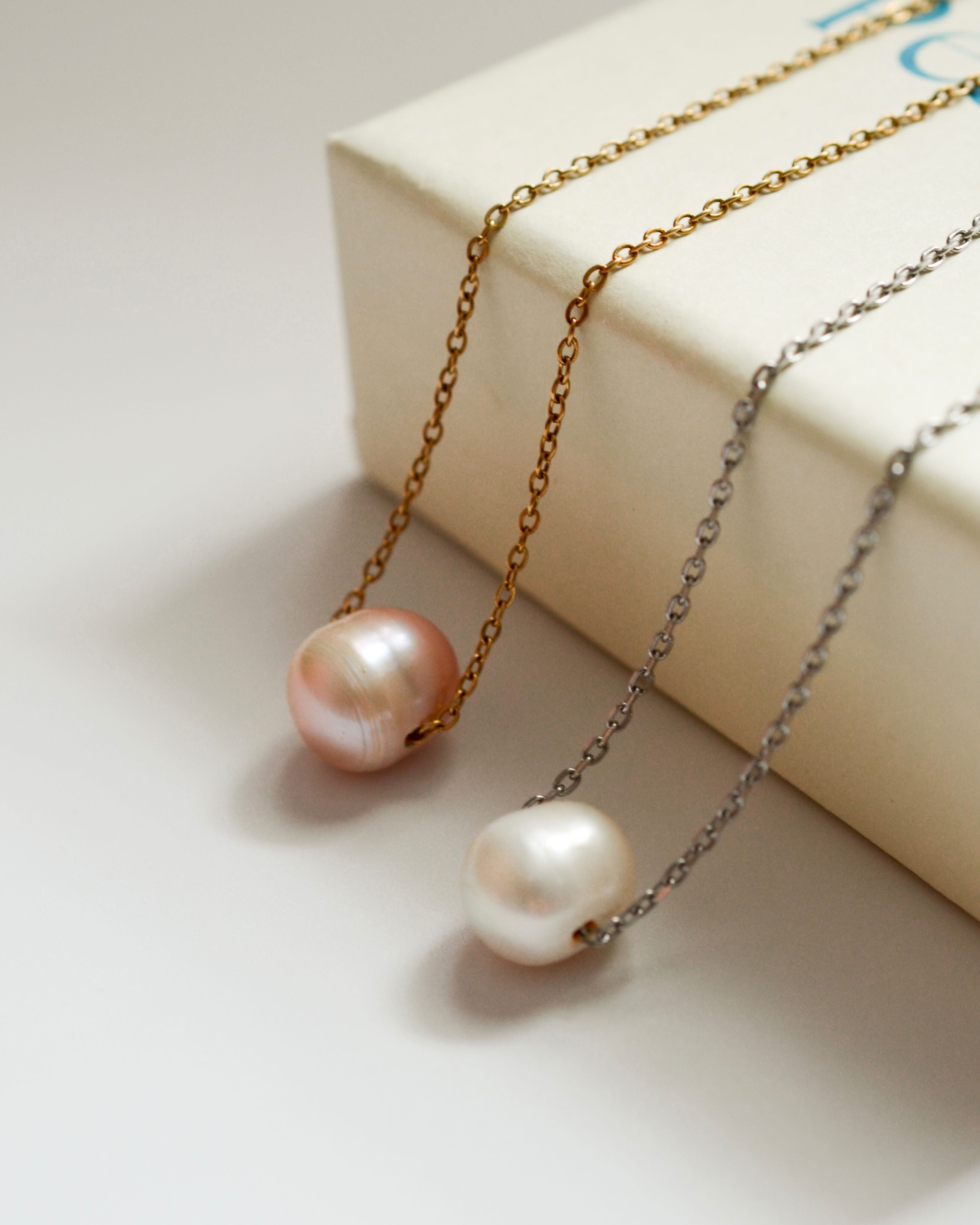 Pearlōm Aura Necklace 