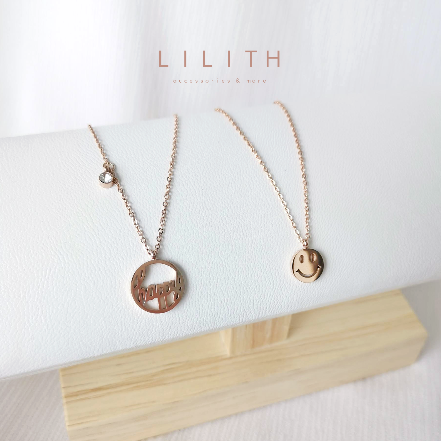 Smile Rose gold Necklace