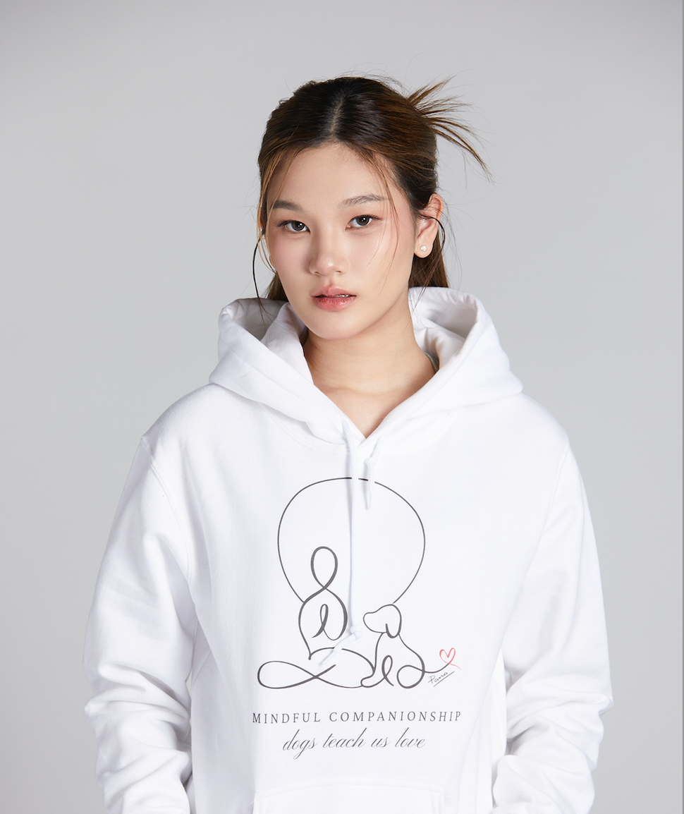 Hoodie-Minimal Bliss (มีแต่ลายแต่ด้านหน้า ด้านหลังไม่มีลายอะไร) 