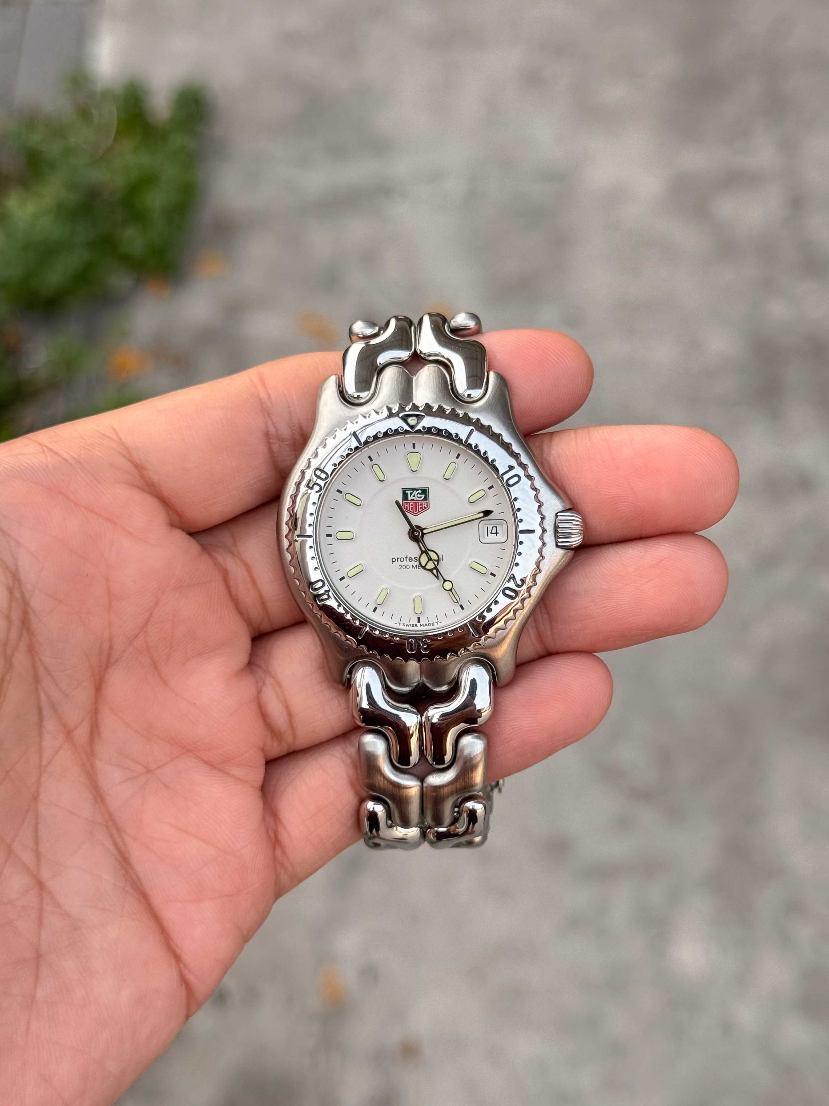 Tag Heuer ก้างปลา King Size Quartz เรือนเหล็ก หน้าขาว 2ชั้น