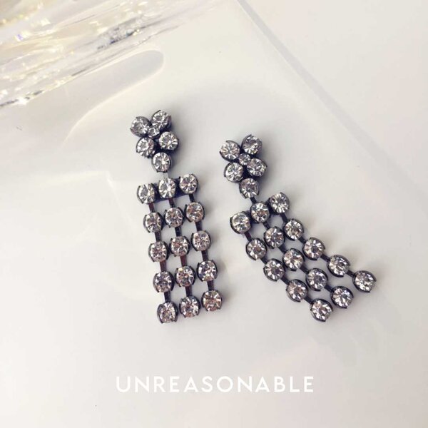 ต่างหู ออกงาน ไปงานกลางคืน น้ำหนักเบา สวยใส่สบาย UA0741-01 Unreasonable Accessories