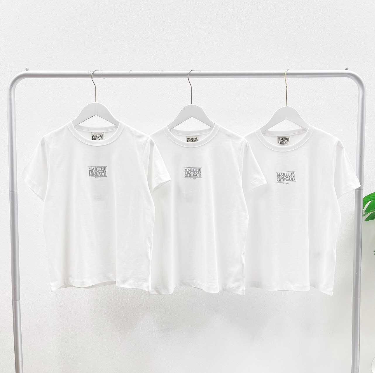 Marithe W Small Classic Logo Tee (White)