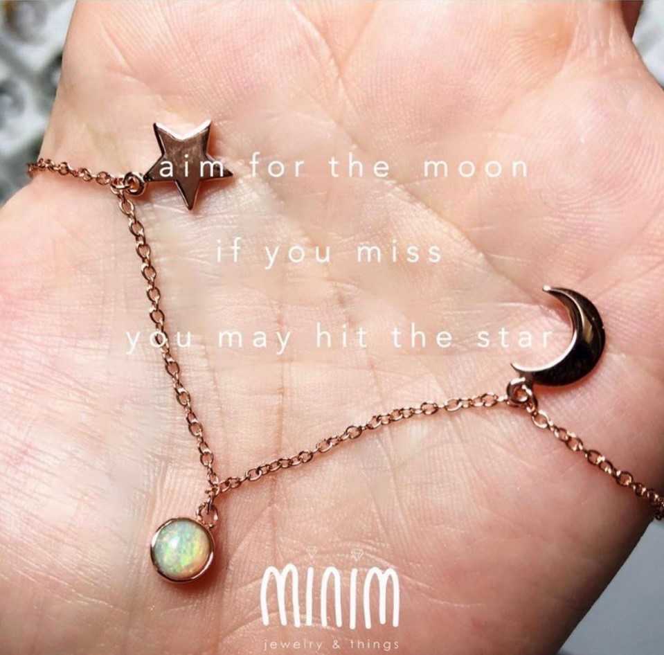 สร้อยข้อมือพลอย #minimsilver รหัส B057