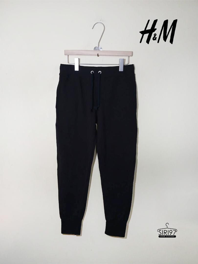 กางเกงขายาวเอวยางยืด H&M สีดำ สภาพ80% มีสีดรอปลง