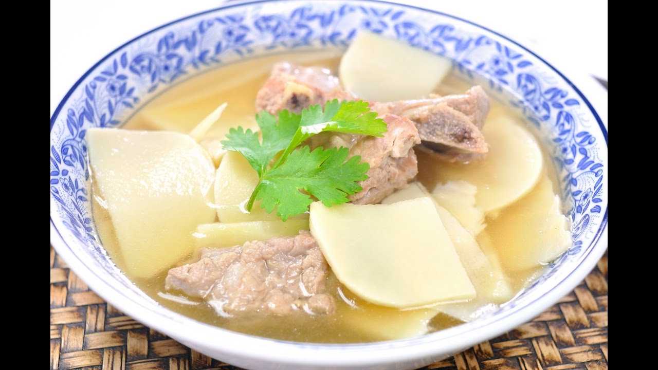 หมูต้มหน่อไม้สด