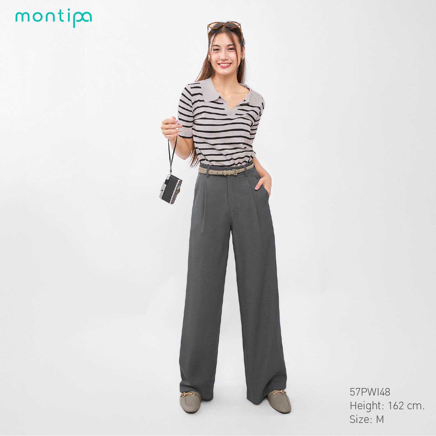 Montipa กางเกงทรงกระบอกใหญ่ ตะขอและซิปหน้า แต่งจีบหน้า ผ้า Iron Free 57PWI48